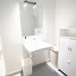 Air-conditioned 2 Bedroom With Terrace Parking Apartment Carcassonne