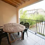 Air-conditioned 2 Bedroom With Terrace Parking *