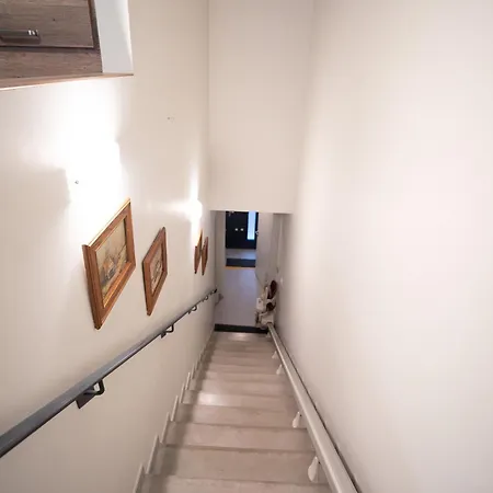 Air-conditioned 2 Bedroom With Terrace Parking