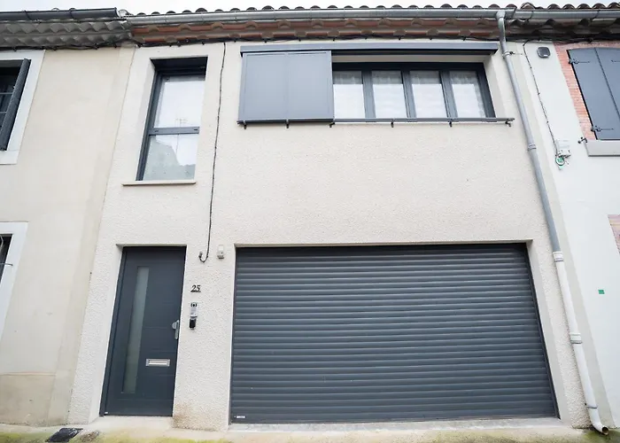 Air-conditioned 2 Bedroom With Terrace Parking 카르카손